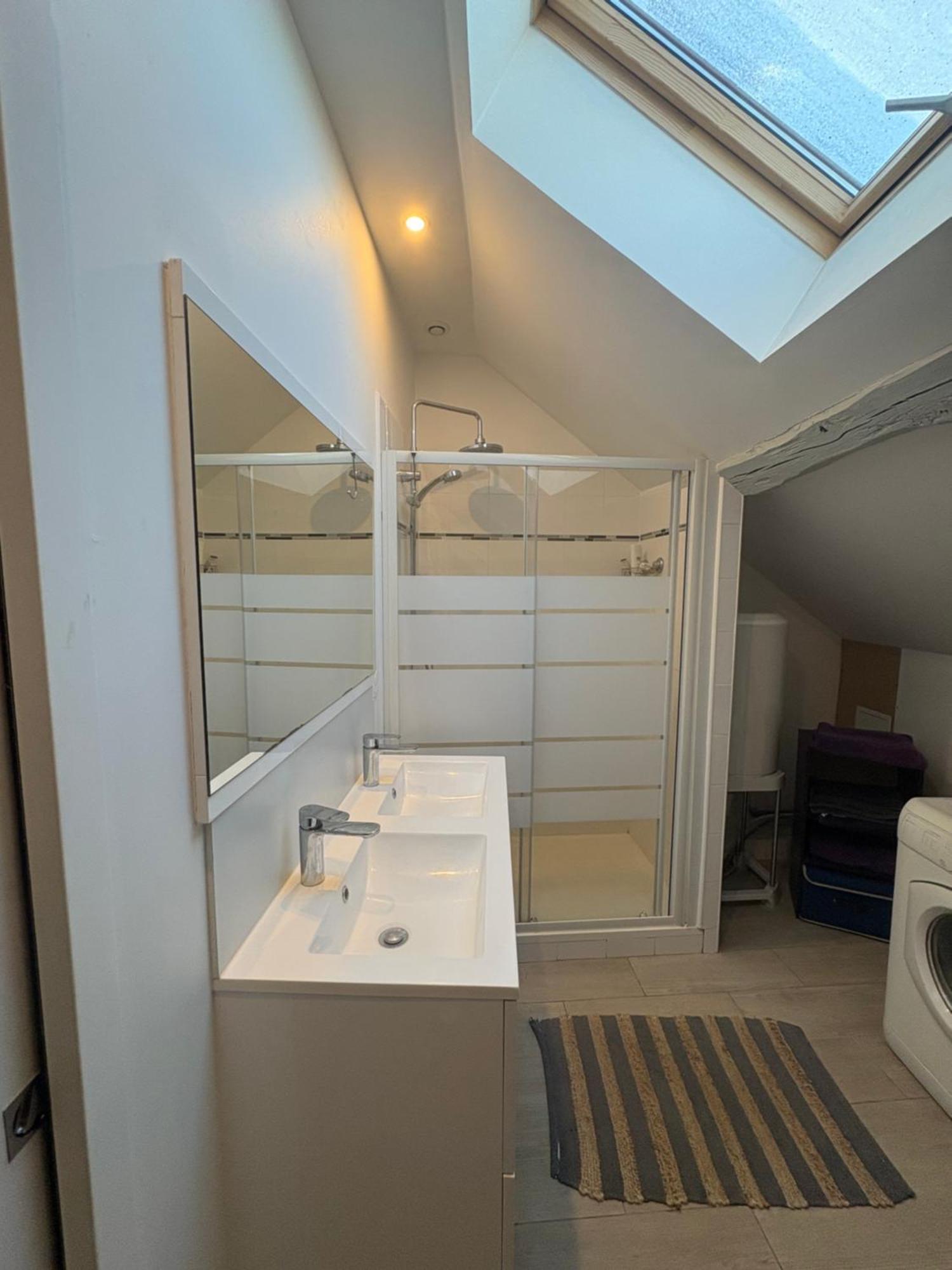 Le 7 - Appartement Cosy - Disney 20 Min Meaux Ngoại thất bức ảnh